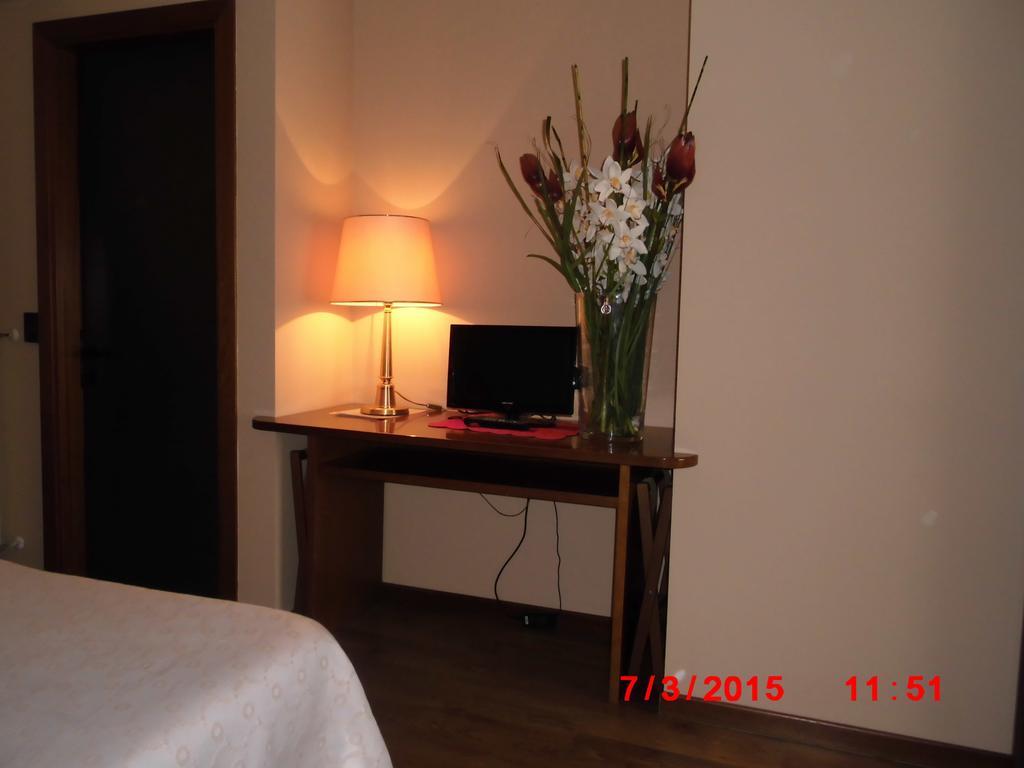 Albergo Ponte Vecchio Cernobbio Pokoj fotografie